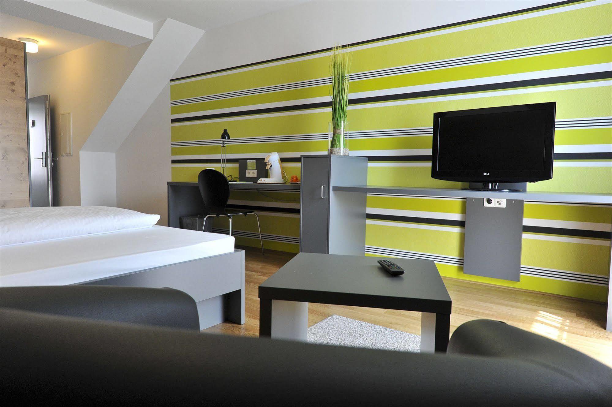 Campuszwei - Hotel & Boardinghouse Ludwigsburg Zewnętrze zdjęcie